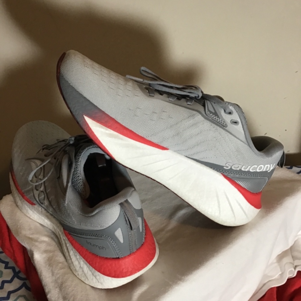 😎 Saucony, women’s size 9.5, new condition, very lightweight, see photos - Picture 4 of 7